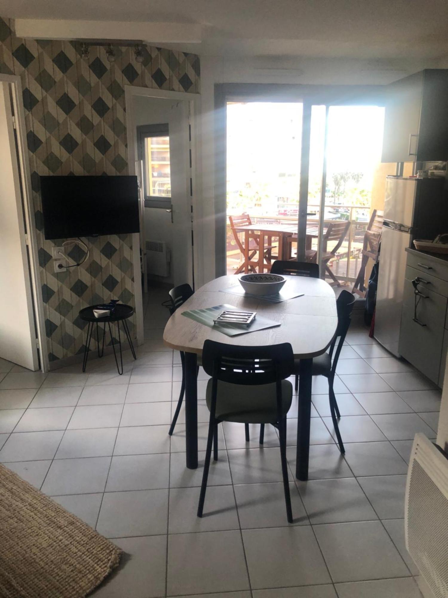 Appartement Face A La Mer Canet En Roussillon Exterior photo